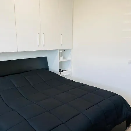 Guest house New 4 Mints To The Airport And Rome Fair *