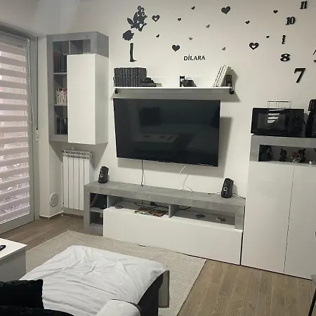 Guest house New 4 Mints To The Airport And Rome Fair Fiumicino